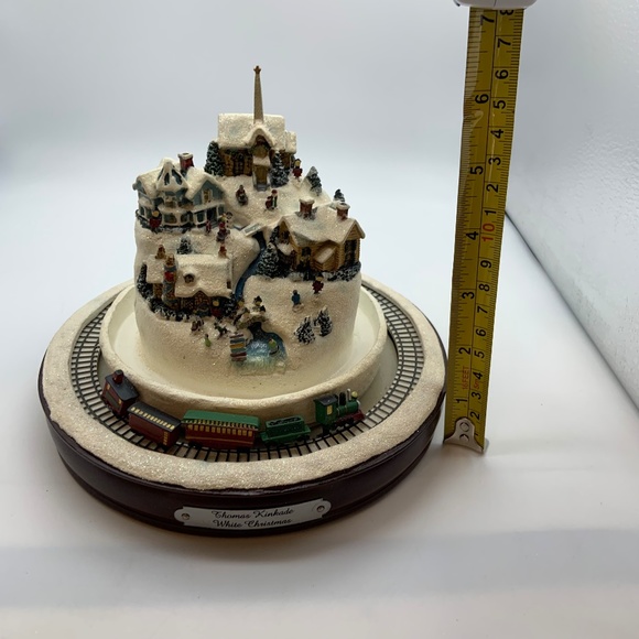 Thomas Kinkade Masterpiece Edition White Christmas Town & Train Only UNTESTED! - Picture 15 of 16